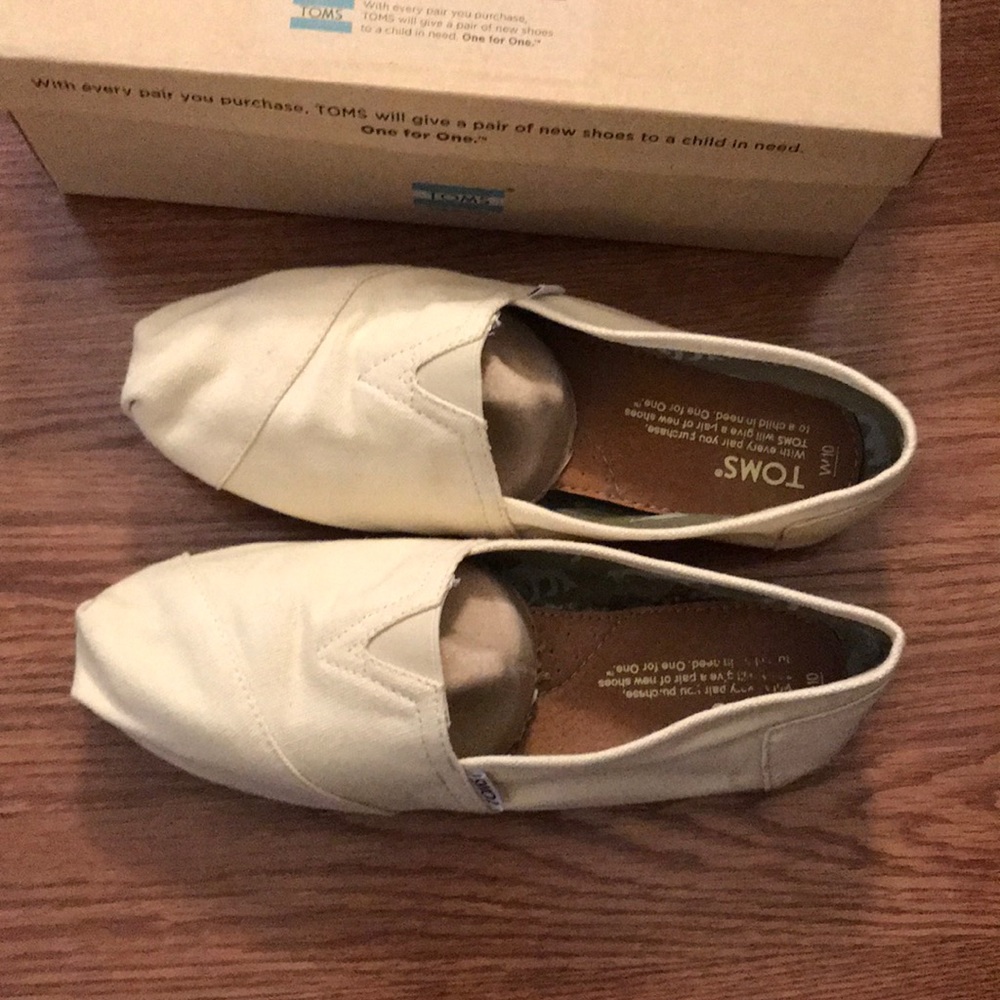 Toms: Classic canvas slip on